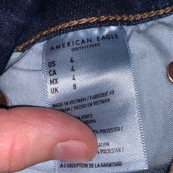 AE Jean Shorts - Picture 4 of 4